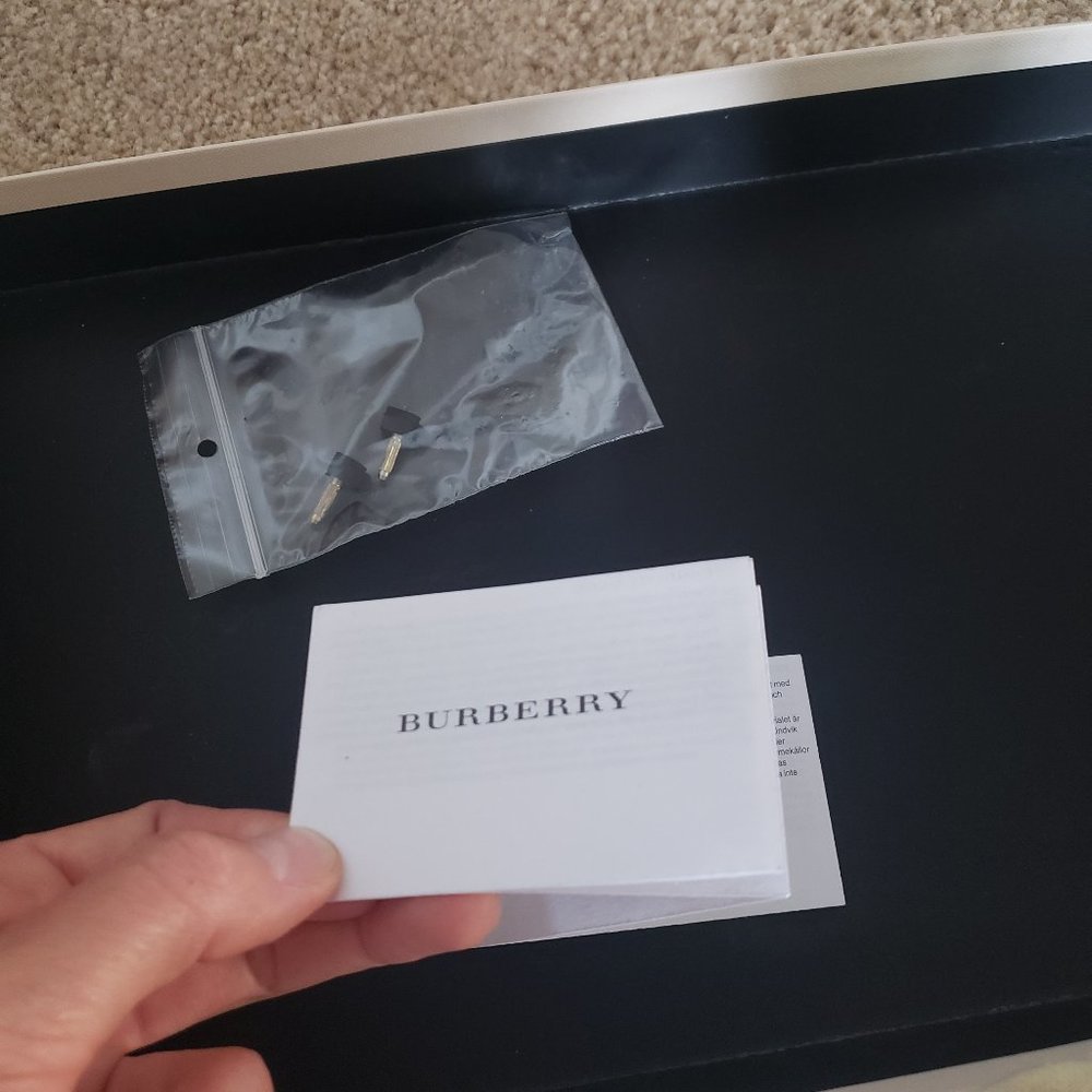 Burberry Heels - Brand NEW- - Picture 9 of 10